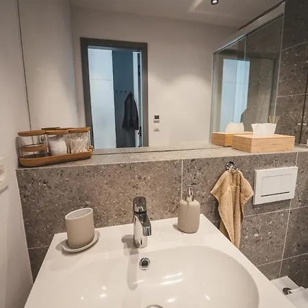 Daire Modern Downtown *